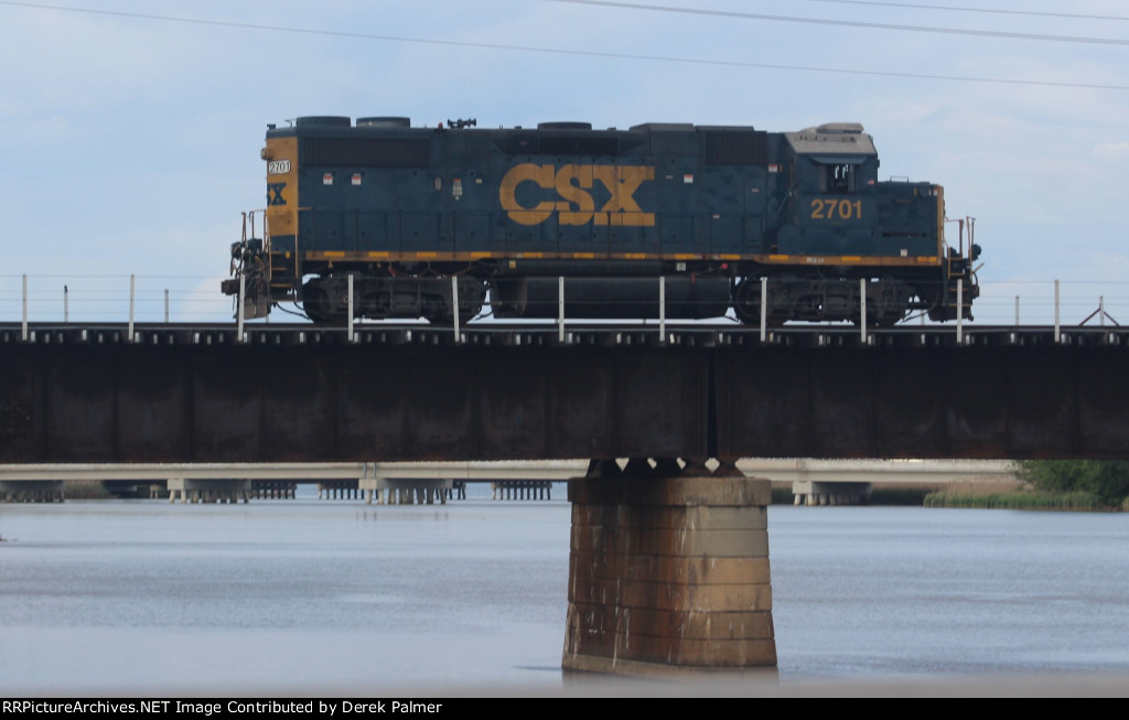 CSX 2701 Crossing the Patapsco